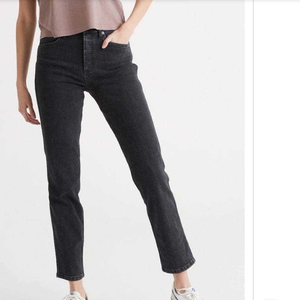 Levi’s straight pants size 28